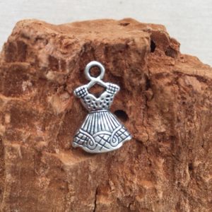 Dirndl Metallanhänger