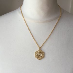 Blume des Lebens Hirsch in Gold